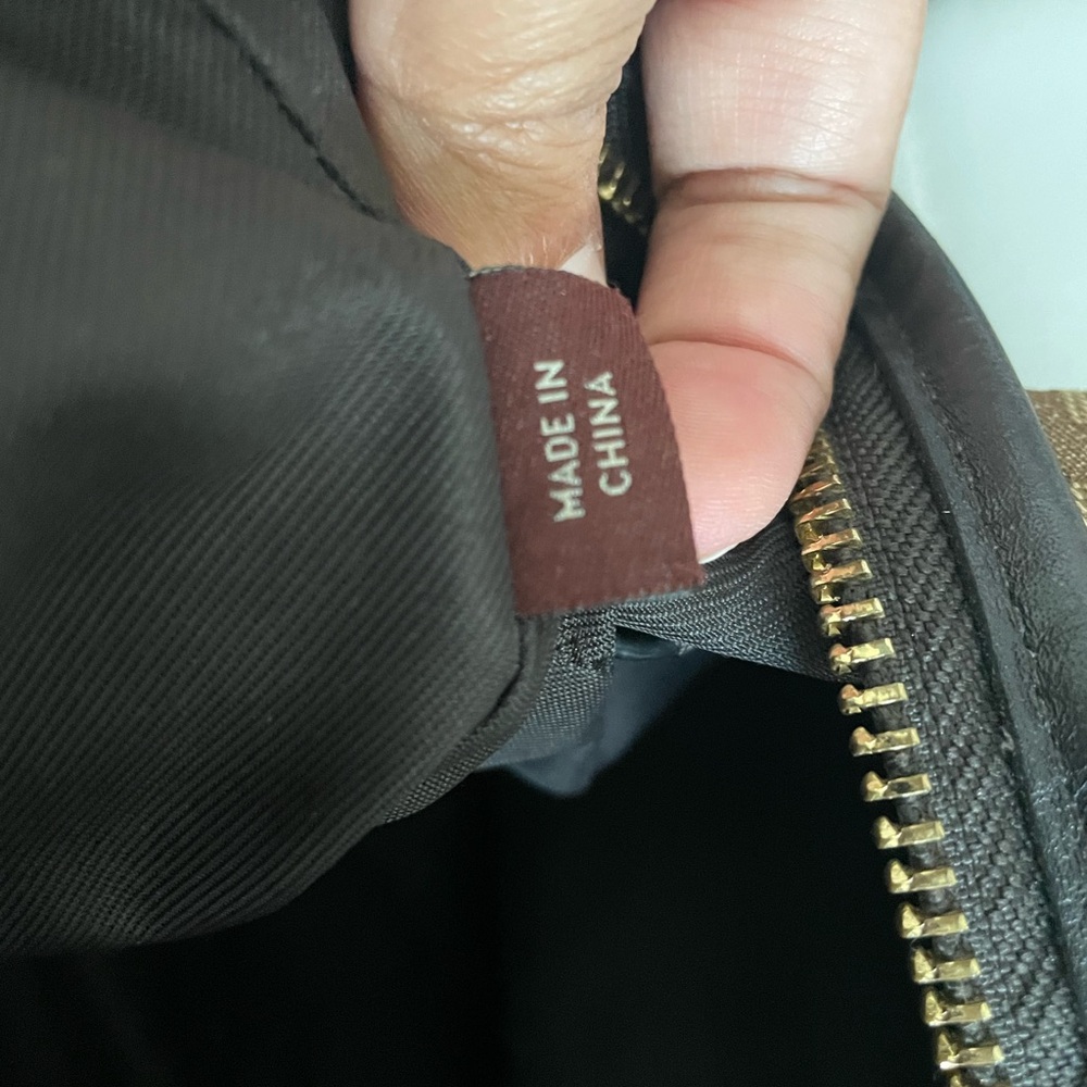 Coach Tan and Brown Signature Shoulder Bag 36314 - Picture 10 of 13